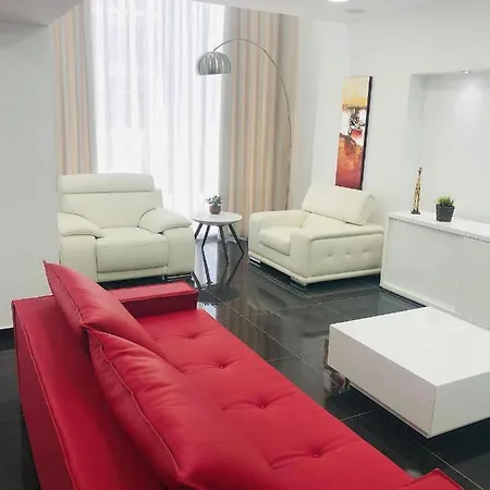 Loft Berry * لارنكا